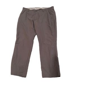 Under Armor Gray Khaki Pants, size 40/30